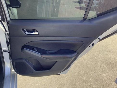 Used 2024 Nissan Altima 2.5 SR image 34