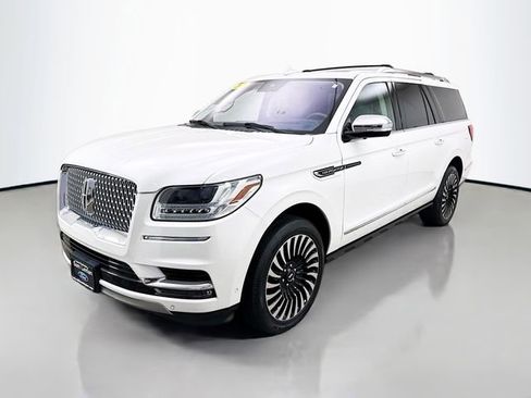 Used 2020 Lincoln Navigator L Black Label w/ Cargo Convenience Package image 3
