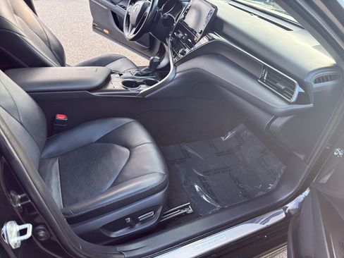 Used 2022 Toyota Camry XSE image 20