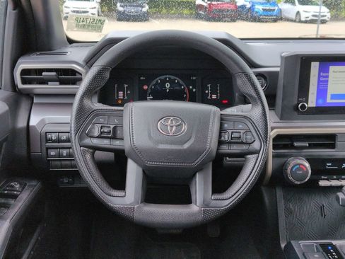 Used 2025 Toyota Tacoma TRD Sport AWD/4WD image 11