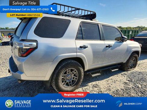 Used 2020 Toyota 4Runner Venture w/ Moonroof Package image 4