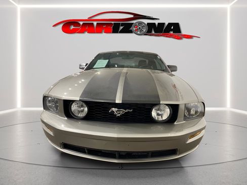 Used 2009 Ford Mustang GT image 2