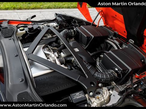 Used 2020 Aston Martin DB11 Volante RWD image 61