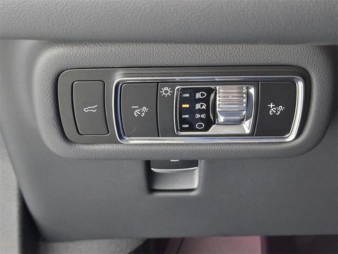 New 2026 Lincoln Nautilus Premier w/ Jet Appearance Package image 18