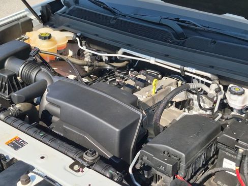 Used 2022 Chevrolet Colorado LT w/ Fleet Safety Package RWD image 14