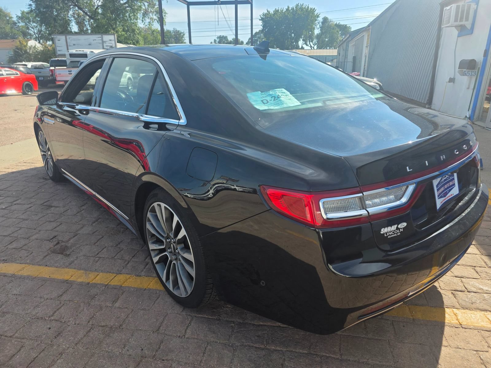 Used 2018 Lincoln Continental Reserve AWD/4WD image 7