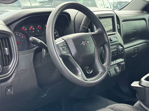 Used 2024 Chevrolet Silverado 1500 Custom w/ Dark Appearance Package AWD/4WD image 9