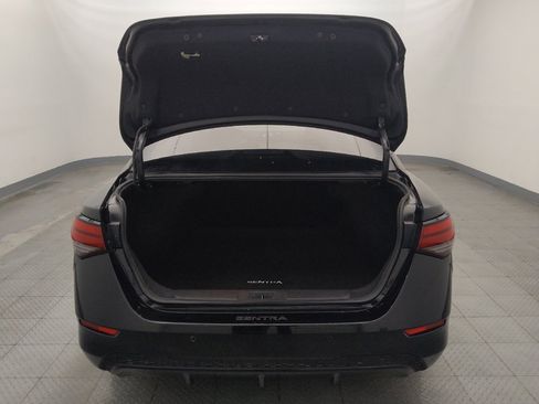 Used 2025 Nissan Sentra SV FWD image 29