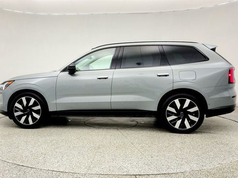 Used 2025 Volvo EX90 Ultra AWD/4WD image 8