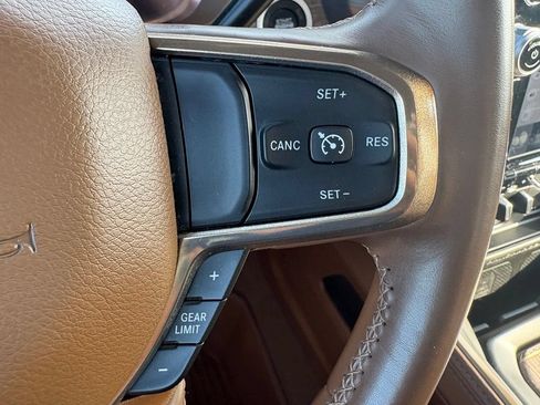 Used 2024 RAM 3500 Limited AWD/4WD image 18