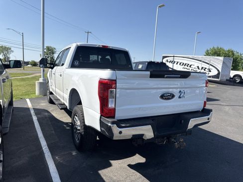 Used 2018 Ford F250 Lariat w/ Lariat Ultimate Package AWD/4WD image 2