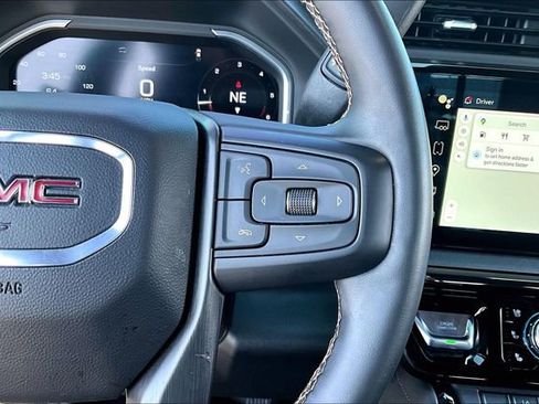 Used 2024 GMC Sierra 2500 AT4 w/ AT4 Premium Plus Package AWD/4WD image 13