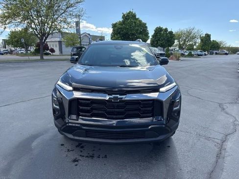 New 2026 Chevrolet Equinox ACTIV AWD/4WD image 2