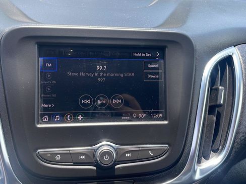 Used 2024 Chevrolet Equinox LT w/ Driver Convenience Package FWD image 24