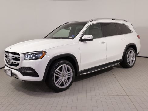 Used 2022 Mercedes-Benz GLS 450 4MATIC image 3