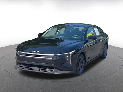 Used 2025 Kia K4 FWD image 7