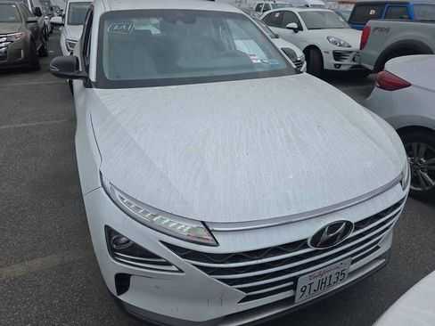 Used 2021 Hyundai Nexo Blue FWD image 2
