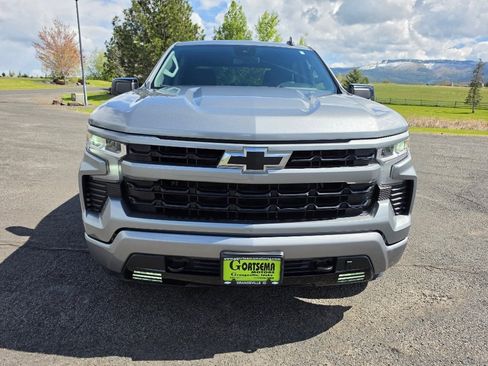 Used 2024 Chevrolet Silverado 1500 RST AWD/4WD image 2