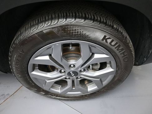 Certified 2024 Kia Seltos S AWD/4WD image 15