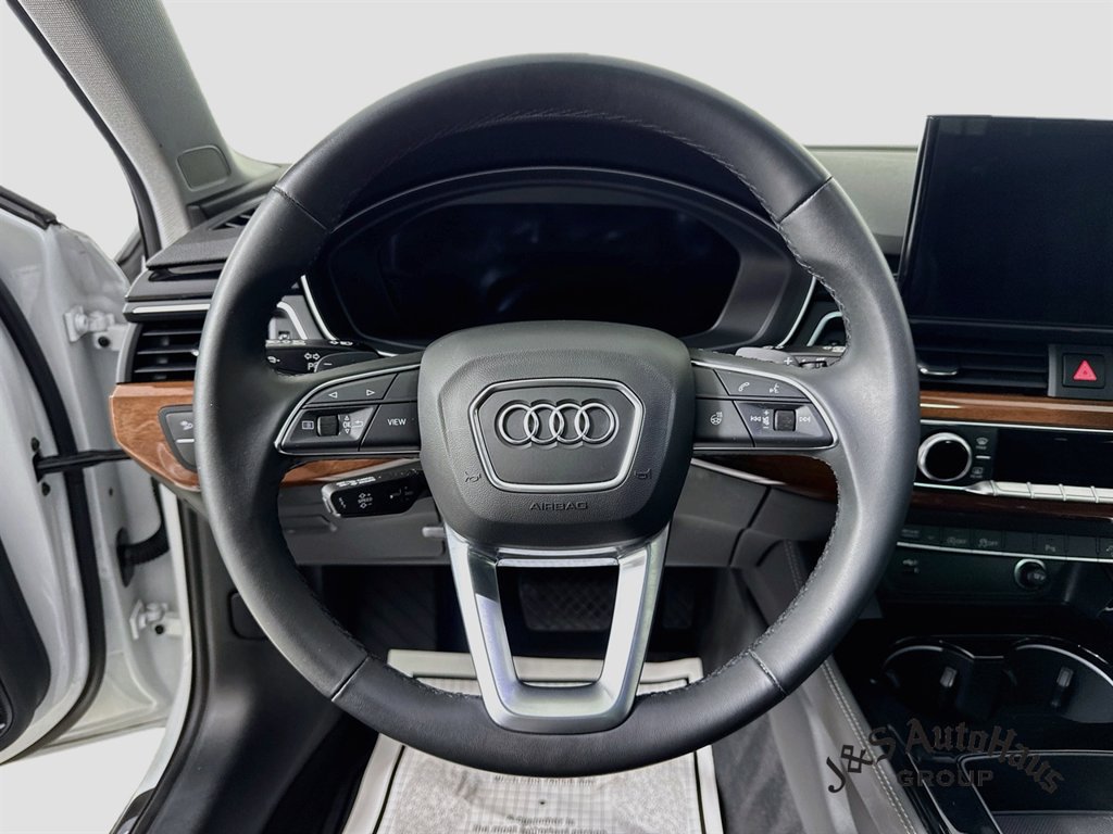 Used 2023 Audi A4 2.0T allroad Premium Plus AWD/4WD image 12