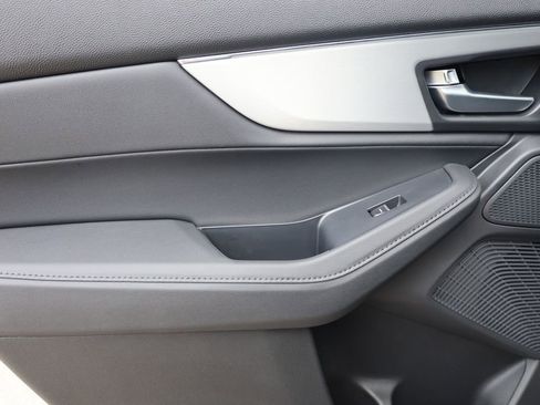 New 2026 Acura MDX SH-AWD image 27