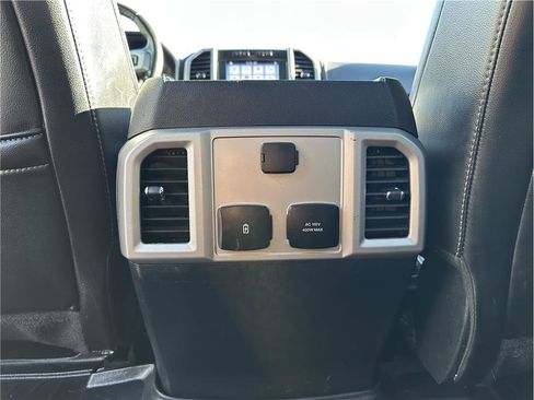 Used 2019 Ford F150 Lariat image 27