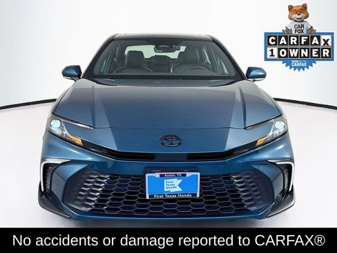Used 2025 Toyota Camry SE w/ Multimedia Upgrade Package FWD image 2