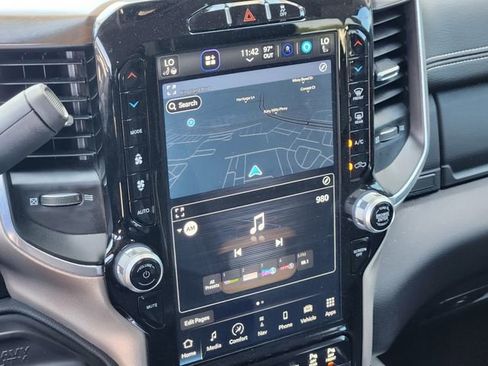 Used 2024 RAM 3500 Laramie w/ Towing Technology Group image 14