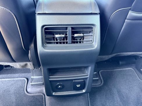Used 2024 Ford Edge SEL w/ Convenience Package AWD/4WD image 18