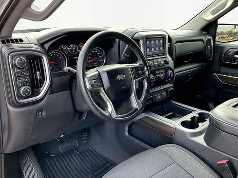 Used 2020 Chevrolet Silverado 1500 RST w/ Texas Edition image 14