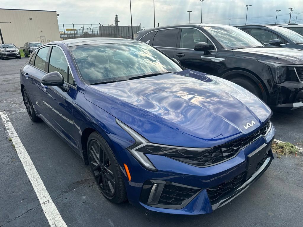 Used 2025 Kia K5 GT w/ GT1 Package FWD image 2