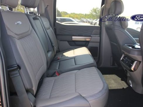 New 2026 Ford F250 Platinum w/ Platinum Plus Package AWD/4WD image 9