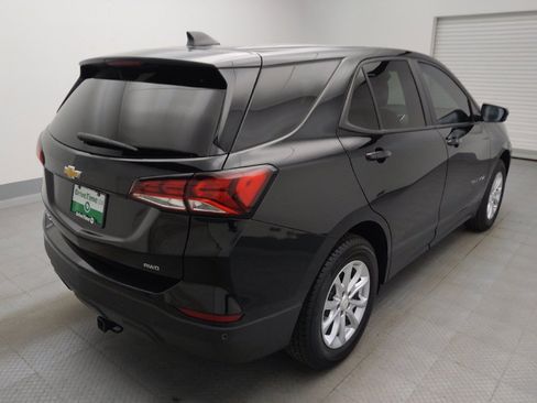 Used 2023 Chevrolet Equinox LS w/ LS Convenience Package AWD/4WD image 9