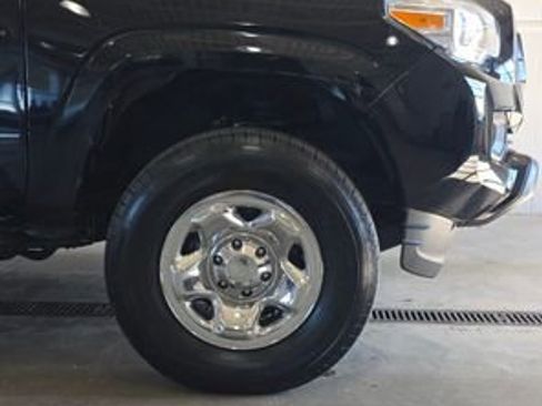 Used 2021 Toyota Tacoma SR image 28