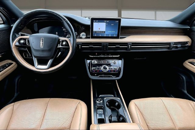 Used 2022 Lincoln Corsair Reserve w/ Elements Package AWD/4WD image 15