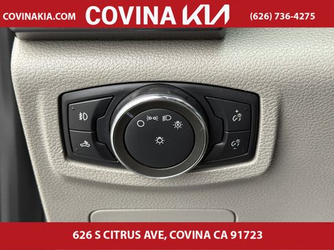 Used 2015 Ford F150 XLT image 16