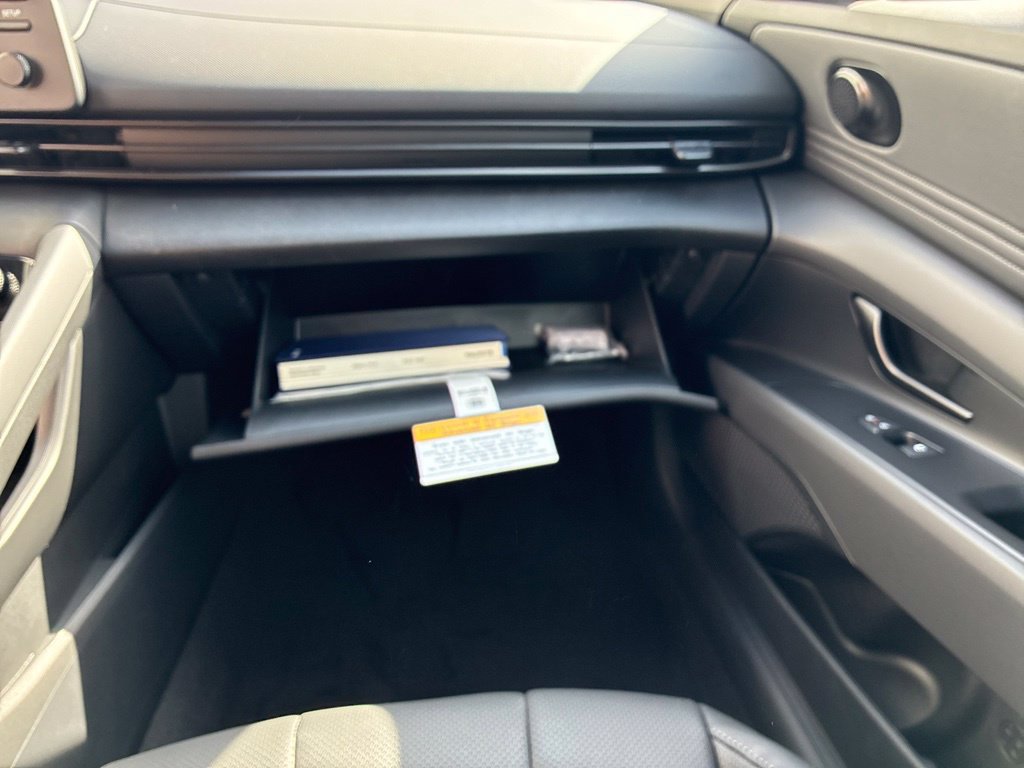 New 2026 Hyundai Elantra SEL Sport FWD image 37