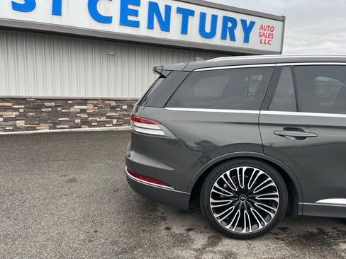Used 2020 Lincoln Aviator Black Label w/ Dynamic Handling Package image 12