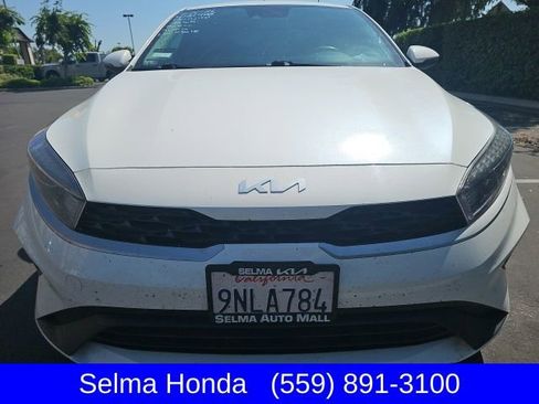 Used 2024 Kia Forte LXS w/ LXS Technology Package FWD image 3