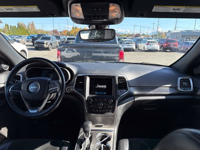 Used 2018 Jeep Grand Cherokee Altitude AWD/4WD image 13