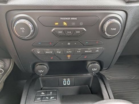 Used 2023 Ford Ranger Lariat w/ Equipment Group 501A High AWD/4WD image 3
