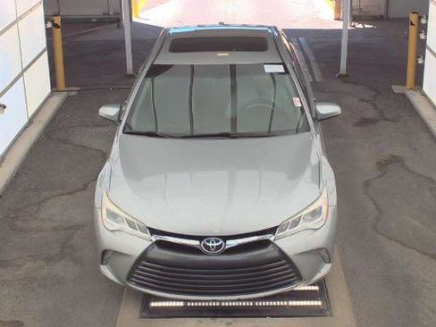 Used 2015 Toyota Camry XLE FWD image 3
