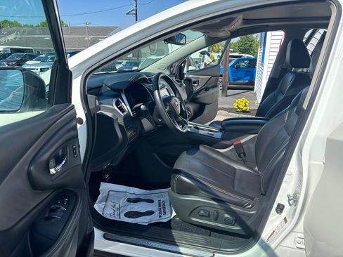 Used 2020 Nissan Murano SL w/ Moonroof Package AWD/4WD image 16