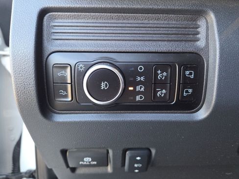 Used 2025 Ford F350 Platinum image 33