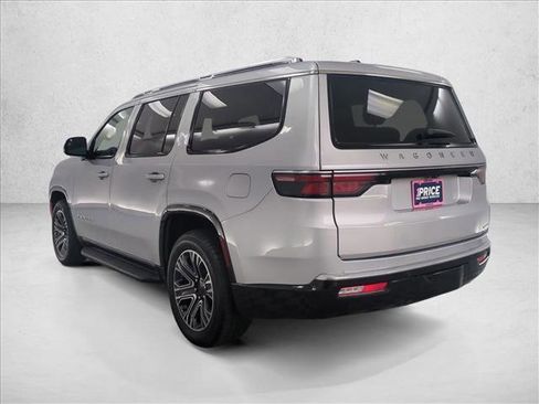 Used 2024 Jeep Wagoneer Series II w/ Flexible Seating Group RWD image 8