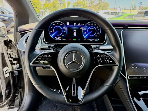 Used 2023 Mercedes-Benz EQS 450+ Sedan image 32