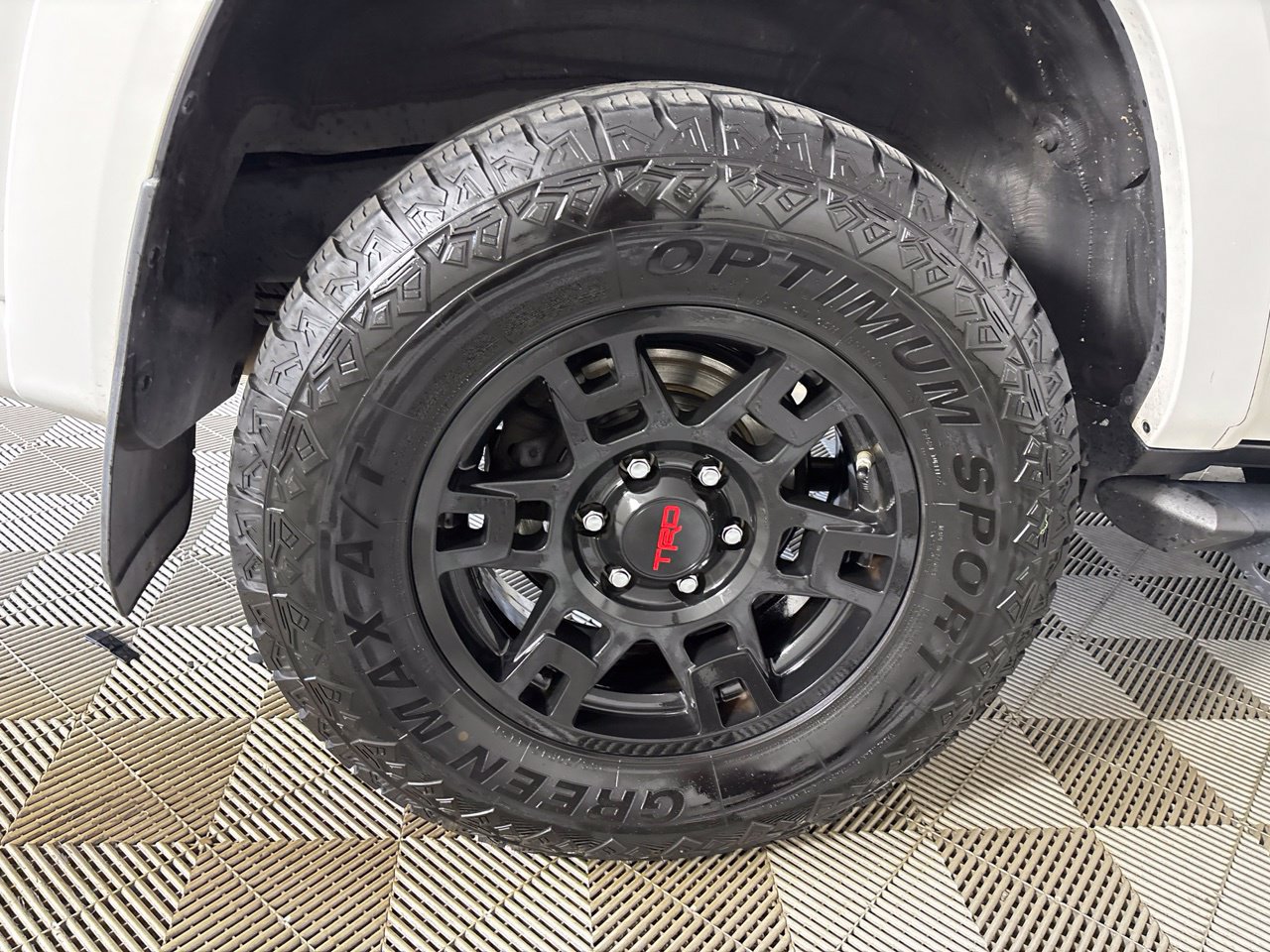 Used 2019 Toyota 4Runner SR5 RWD image 32