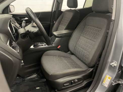 Used 2024 Chevrolet Equinox LT AWD/4WD image 12