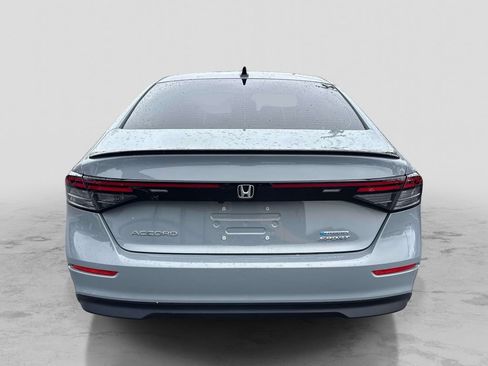 Used 2023 Honda Accord Sport image 4