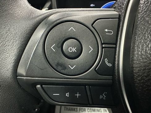 Used 2025 Toyota Corolla Cross AWD Hybrid w/ Convenience Package image 19